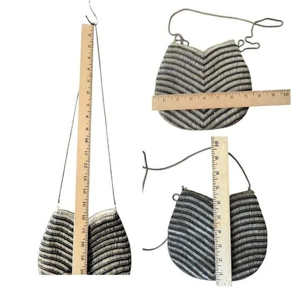 Vintage Hand-Beaded Chevron Evening Bag with chain strap, Art Deco style - Picture 10 of 10